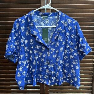 Wild Fable Cropped Blue Button-Up Shirt, new with tags